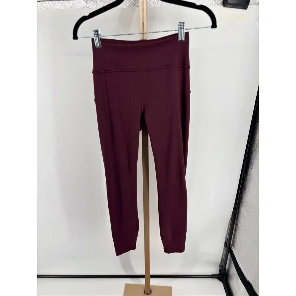 Lululemon In Movement 7/8 Tight  25” Size 4